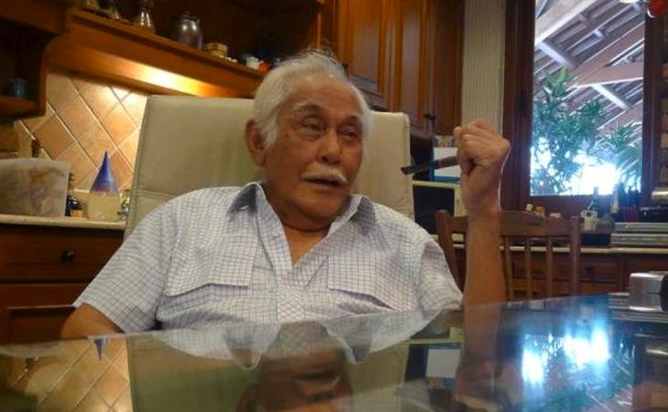 Berbisnis Menggunakan Teknologi dan Media Sosial Bob Sadino